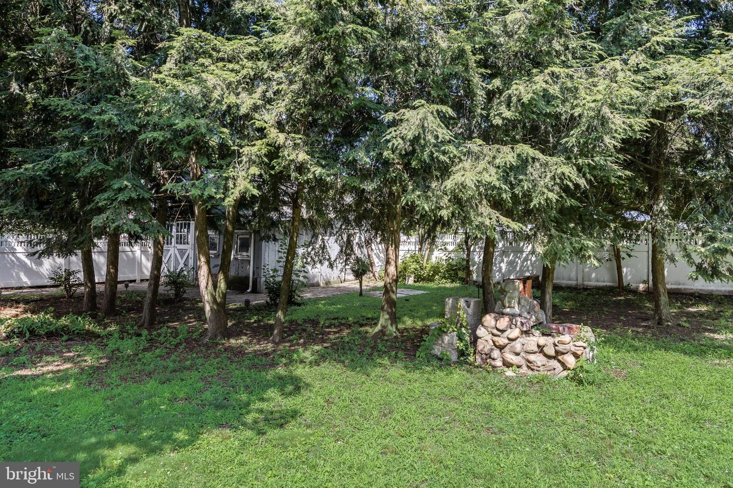 329 Cinnaminson Ave Property Photo 42