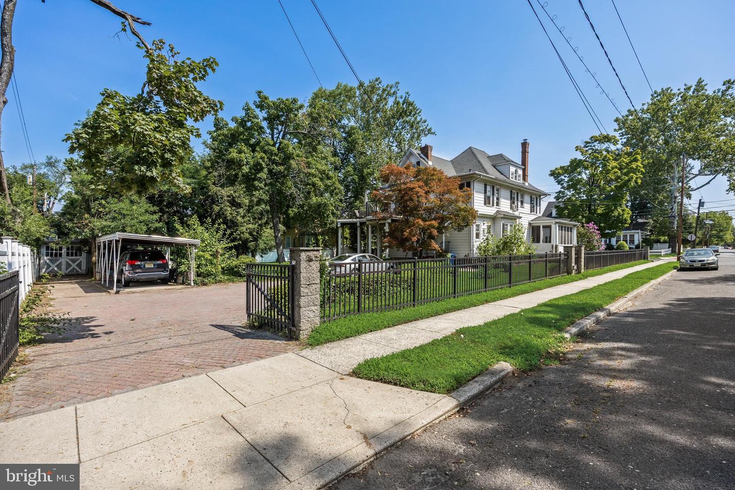 329 Cinnaminson Ave Property Photo 45