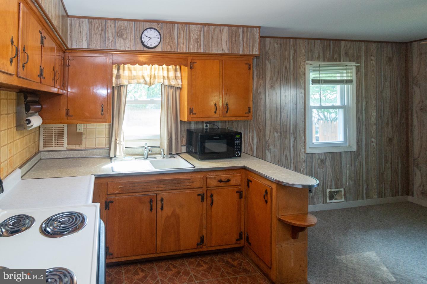 153 Hawthorne Dr Property Photo 12