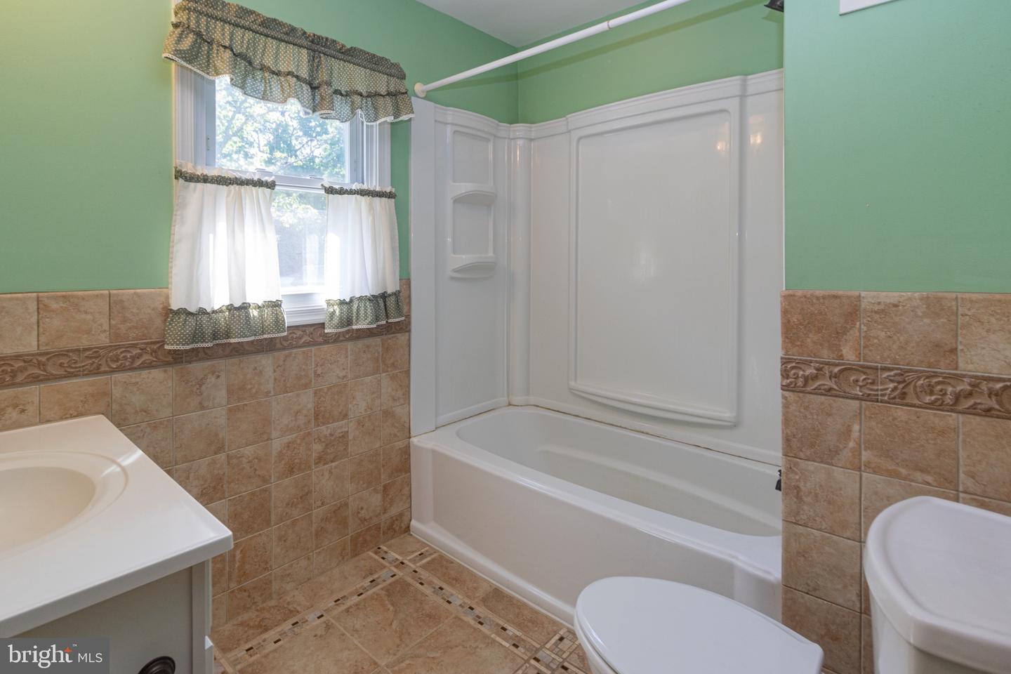 153 Hawthorne Dr Property Photo 22