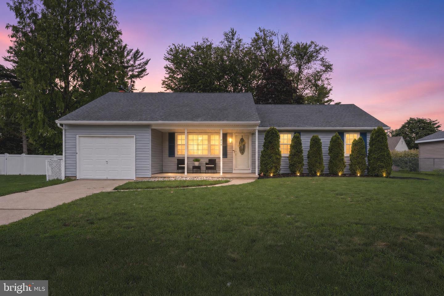 211 Tenby Chase Dr Property Photo 1