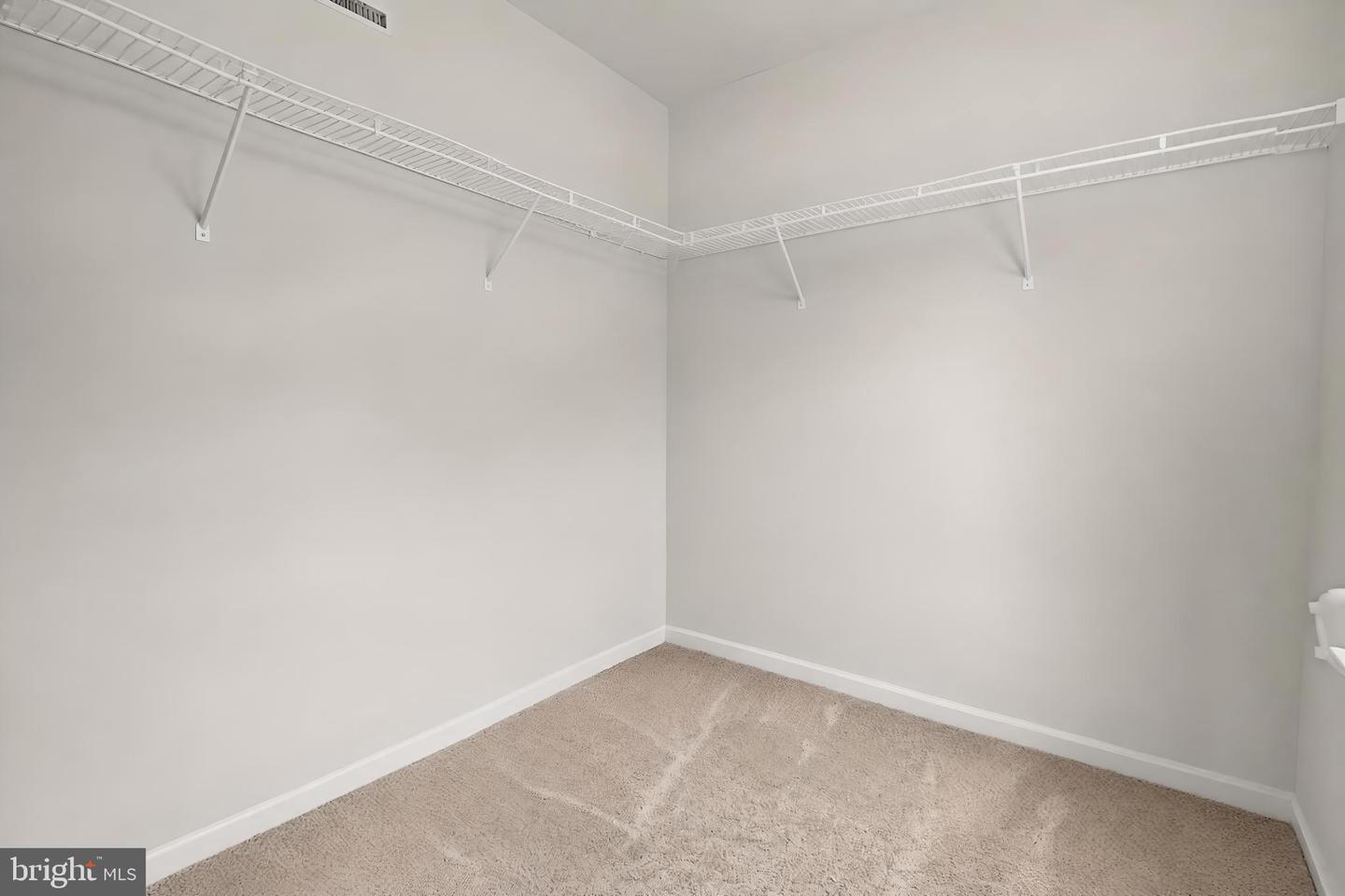 37 Elliot Ln Property Photo 24