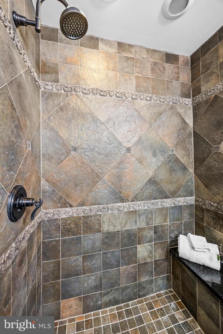 20 Chardonay Property Photo 20