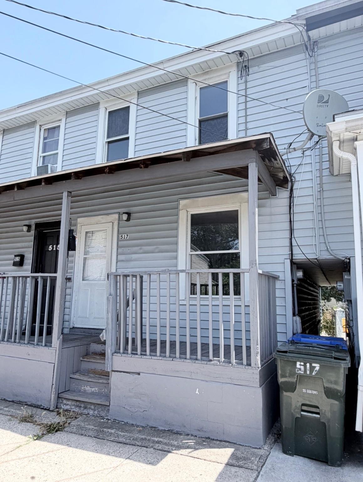 517 Linden Ave Property Photo 3