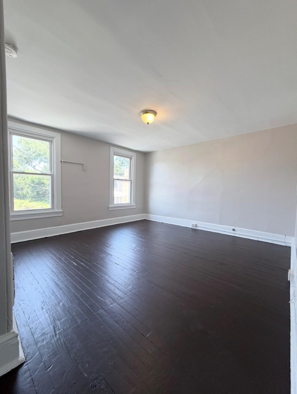 517 Linden Ave Property Photo 18