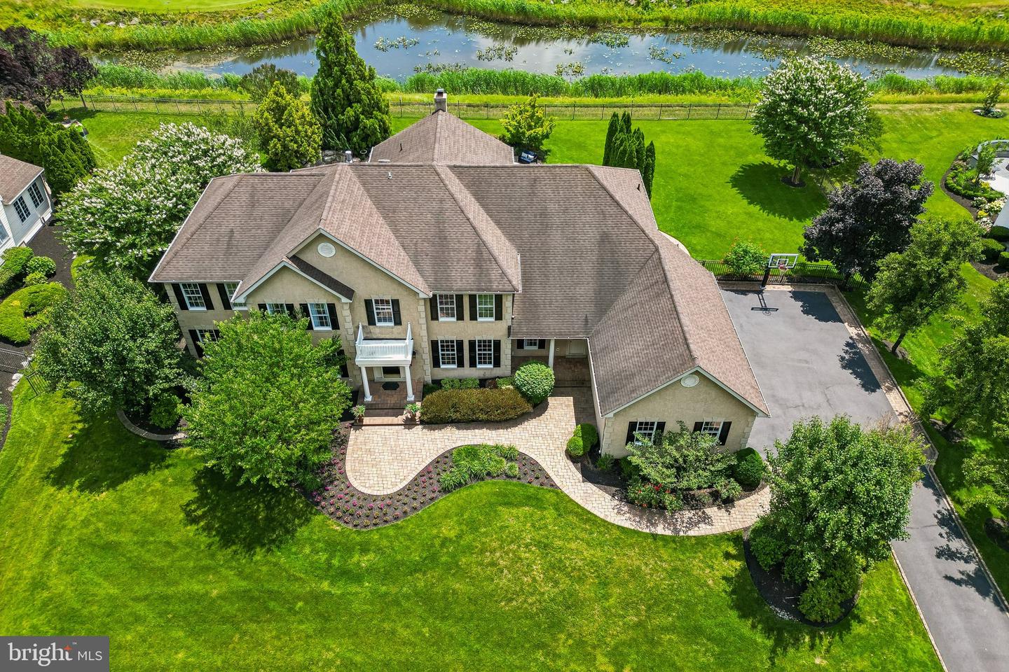 11 Troon Ct Property Photo 4