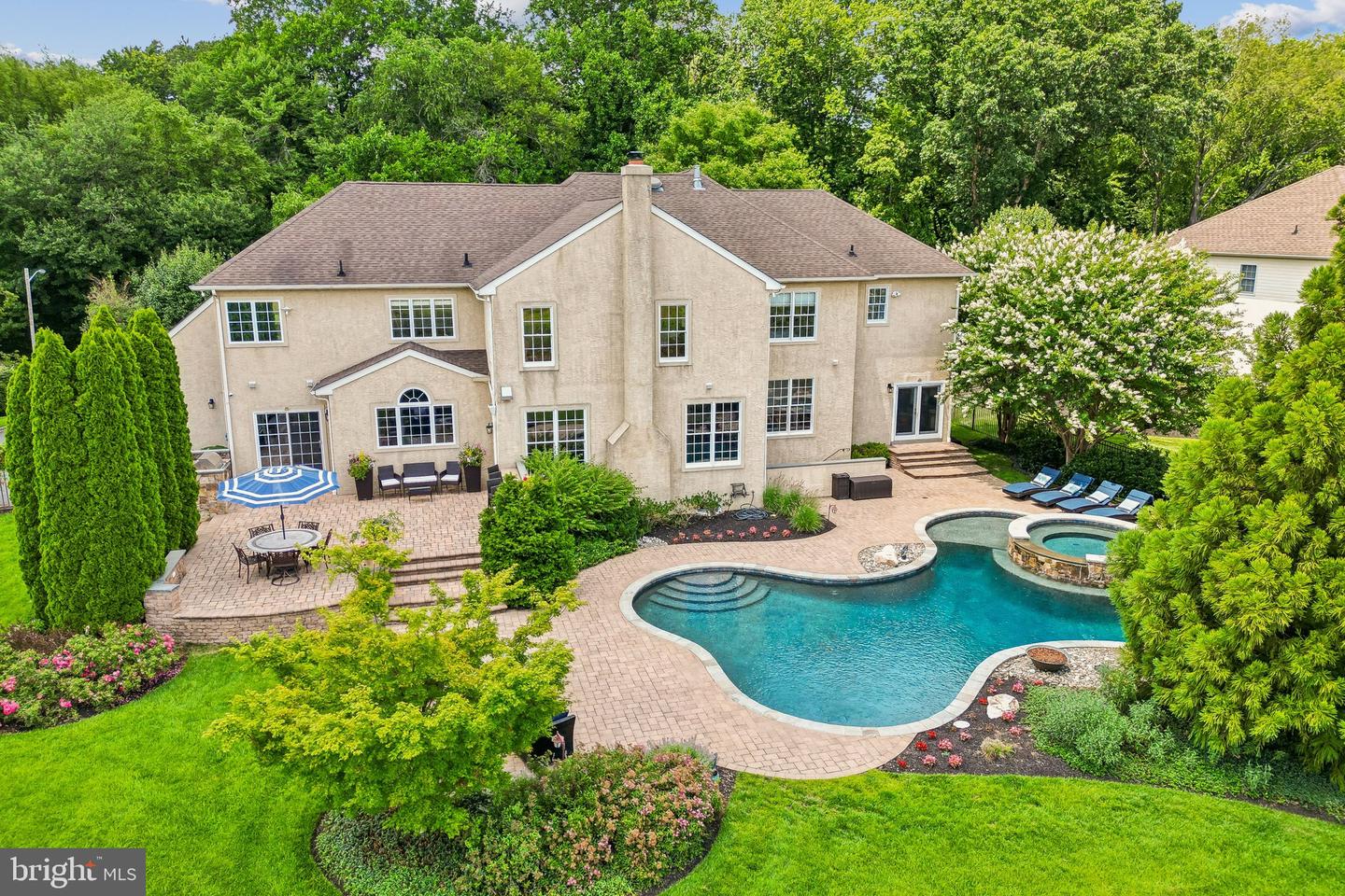 11 Troon Ct Property Photo 6