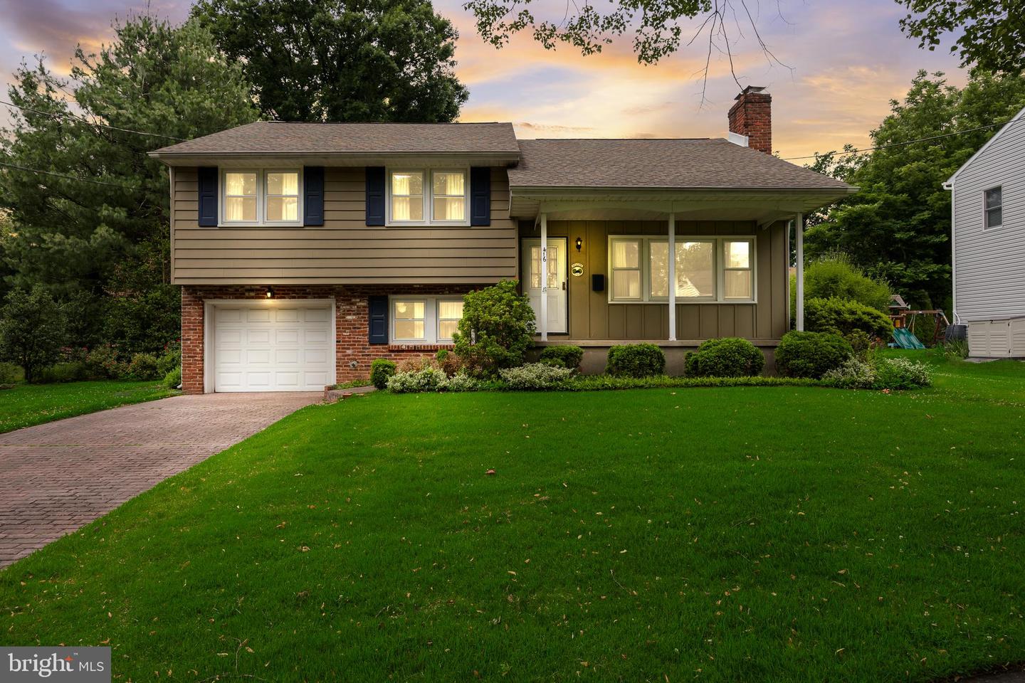 416 Hooten Pl Property Photo 1