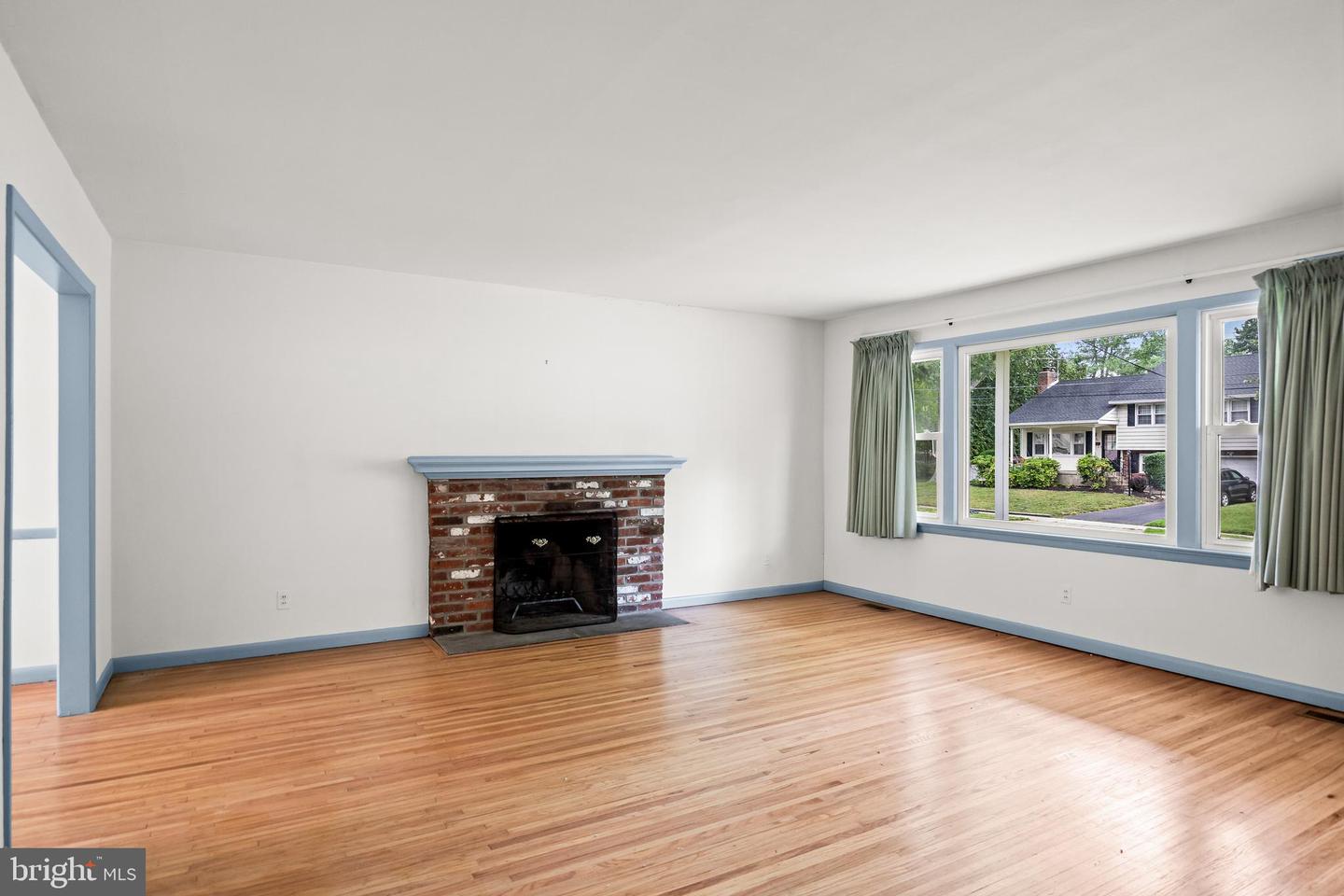 416 Hooten Pl Property Photo 2
