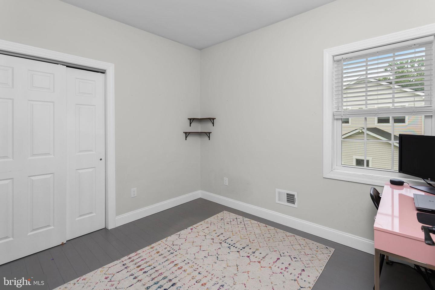 403 Carpenter St Property Photo 21