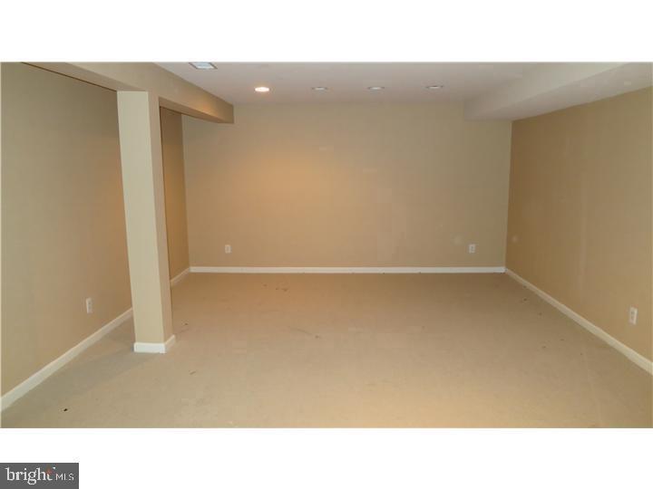 3 Lardner Rd Property Photo 27