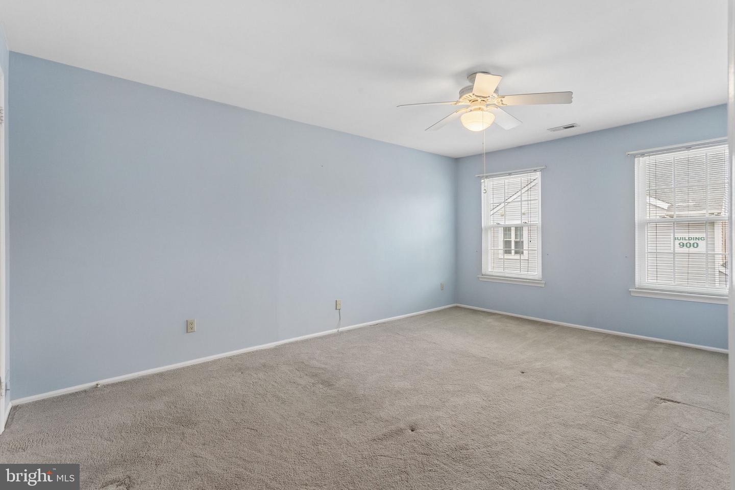 1017-b Scotswood Ct Property Photo 16