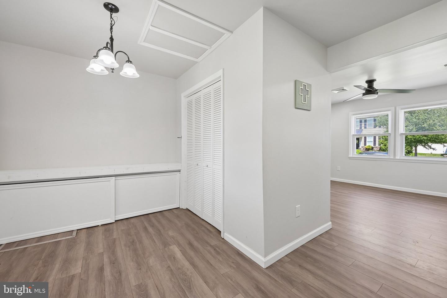 409 Illinois Ave Property Photo 15