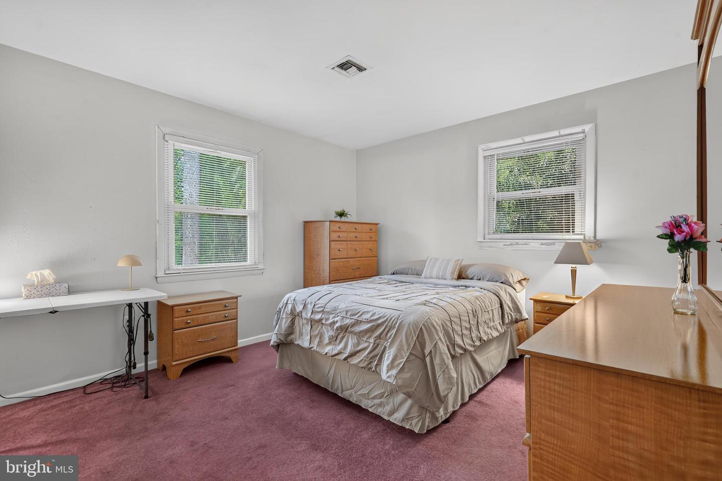 2206 Walnut Ave Property Photo 15
