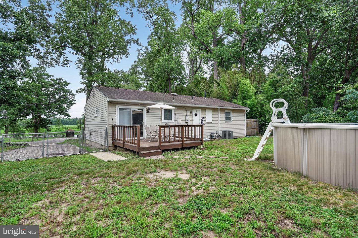 2206 Walnut Ave Property Photo 21