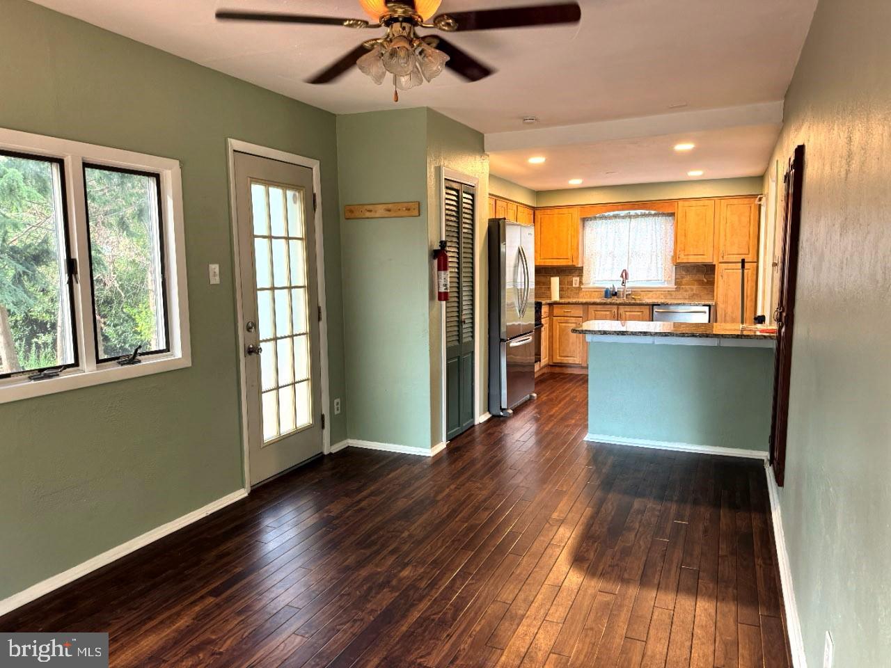 1307 Highland Ave Property Photo 12