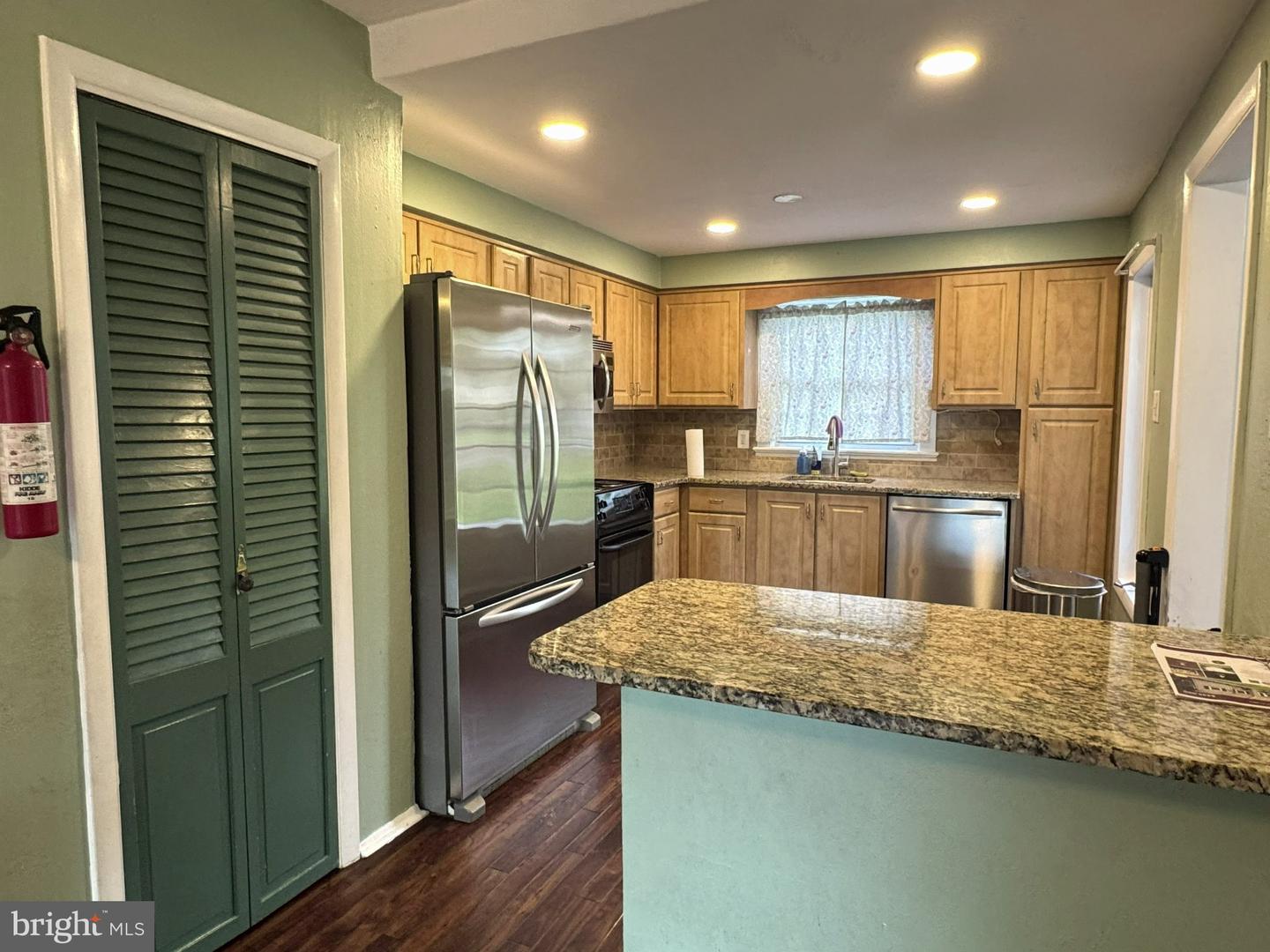 1307 Highland Ave Property Photo 14