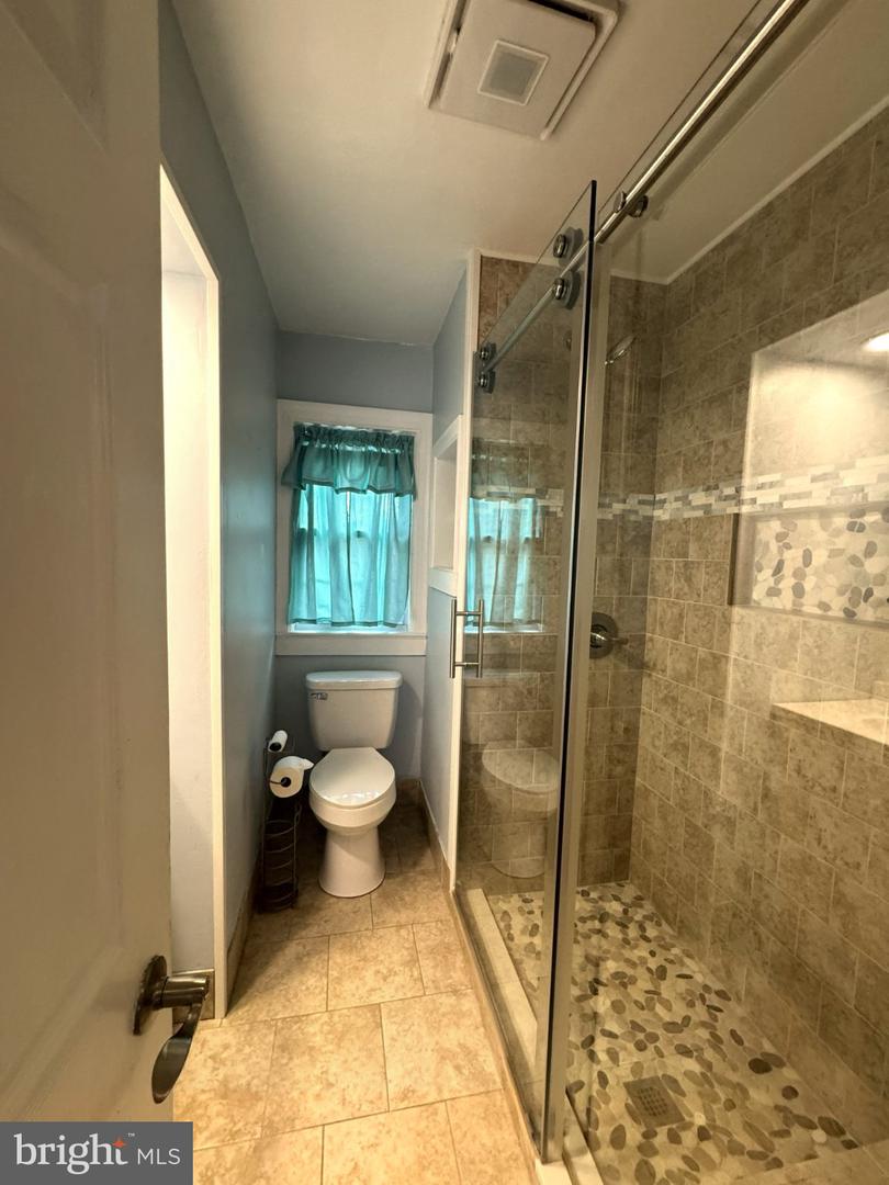 1307 Highland Ave Property Photo 27