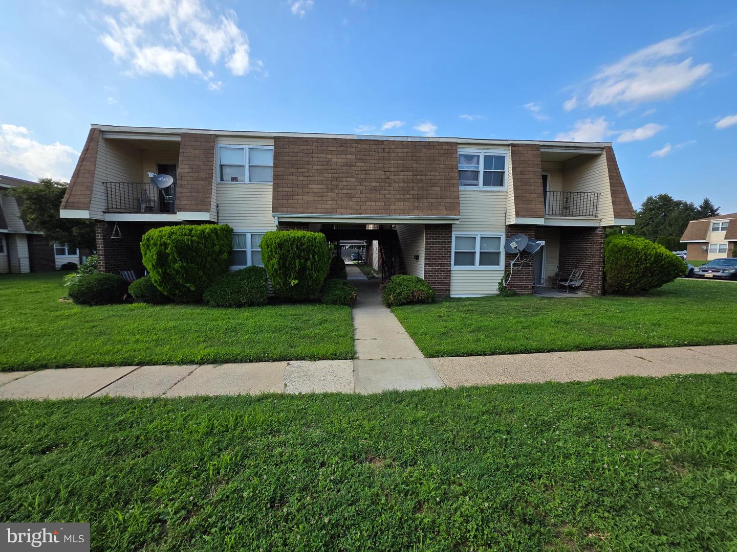 15-7 Florence Tollgate Pl Property Photo 1