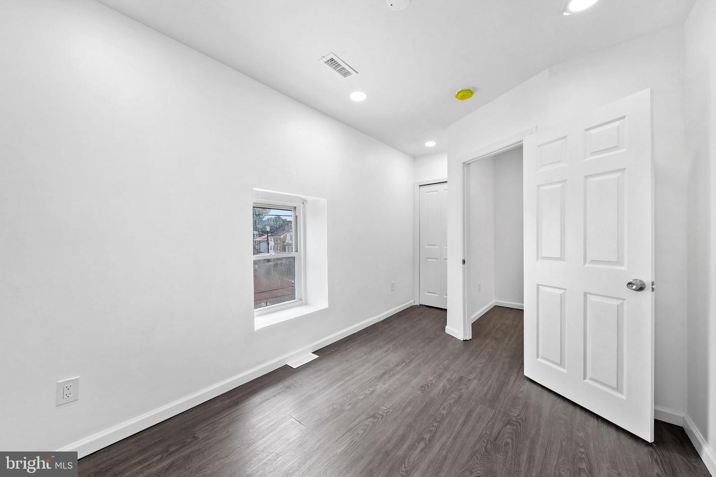524 York St Property Photo 7