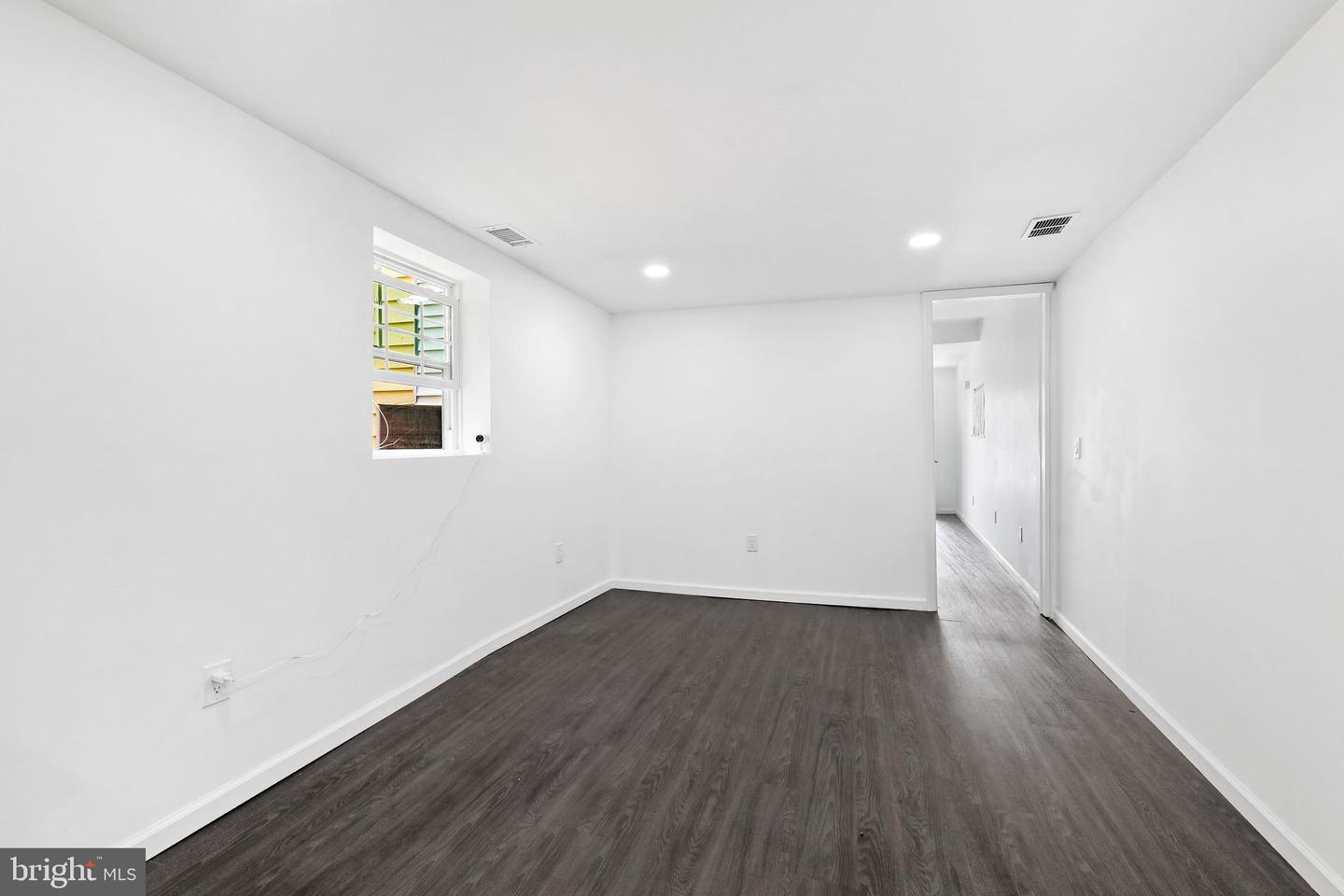 524 York St Property Photo 9