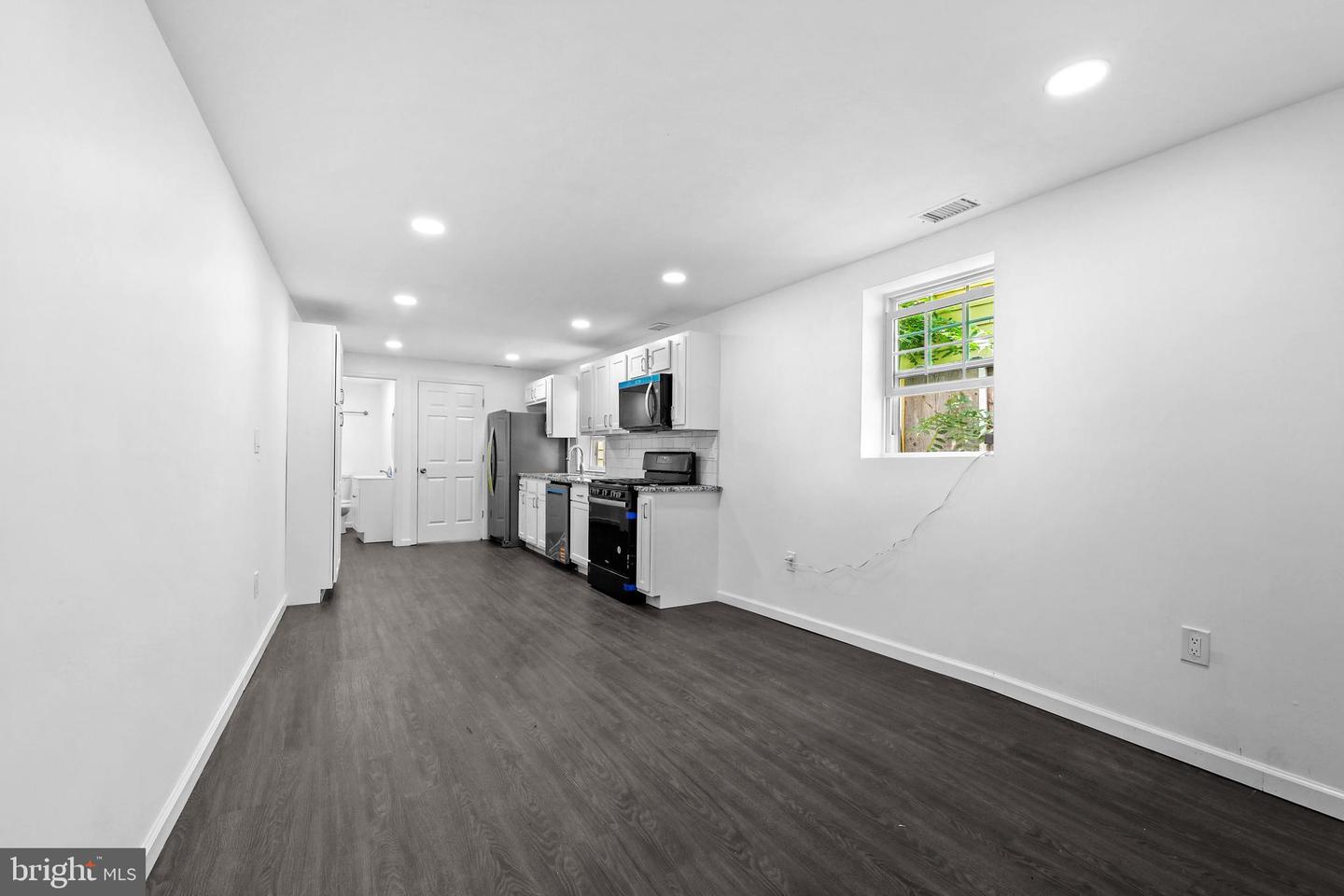 524 York St Property Photo 12