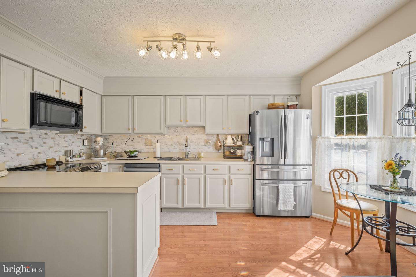 205 Berkshire Way Property Photo 8