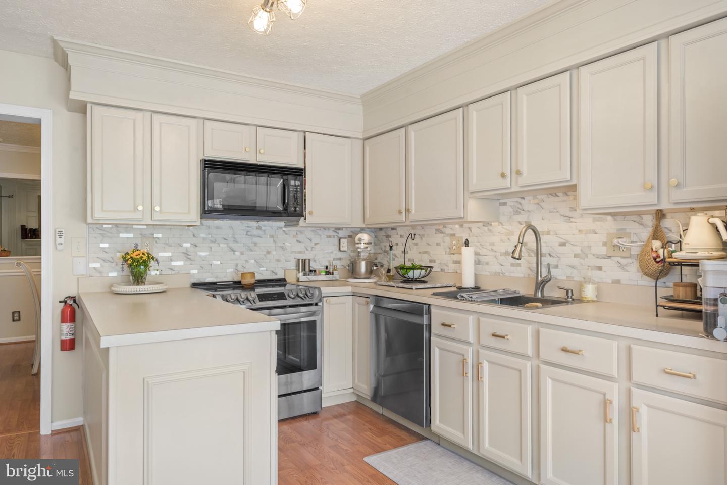 205 Berkshire Way Property Photo 11