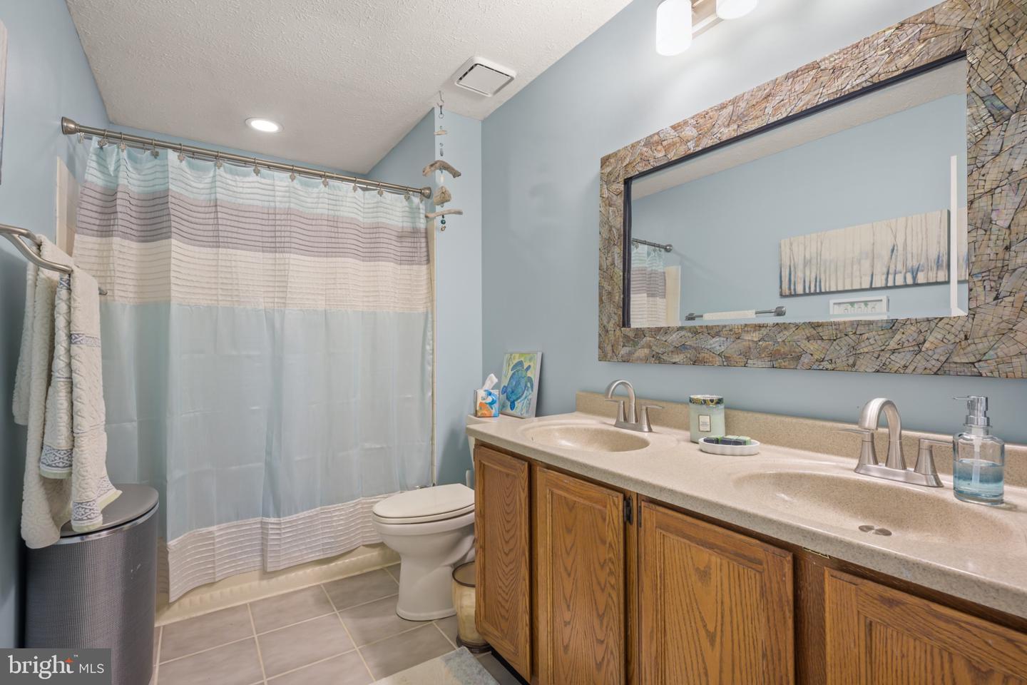 205 Berkshire Way Property Photo 27