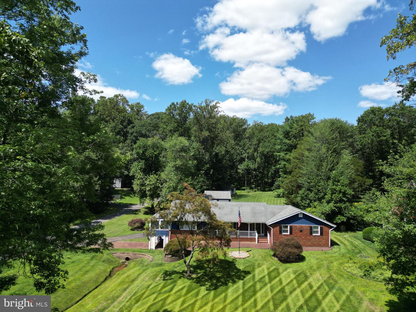 166 Larrison Rd Property Photo 1