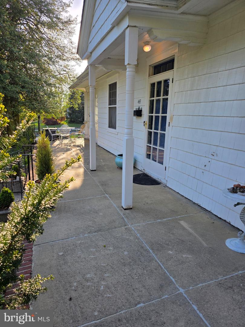 443 High St Property Photo 3