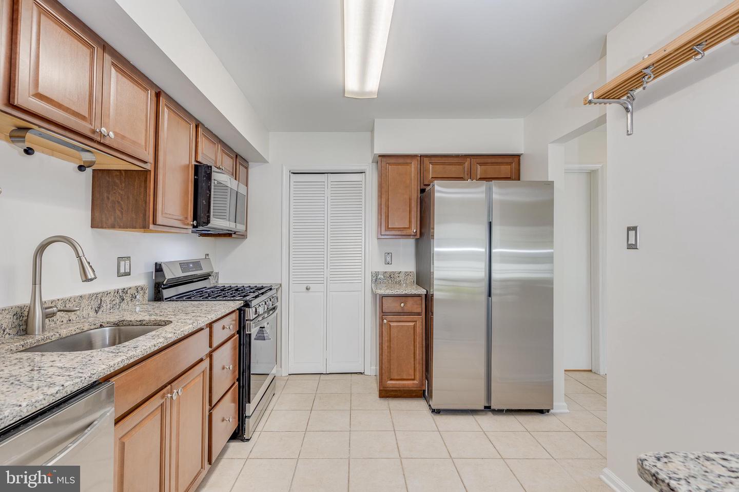 3704 Fenwick Ln Property Photo 14