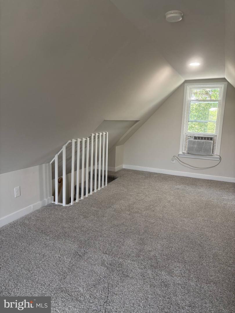 423 W Broad St Property Photo 49