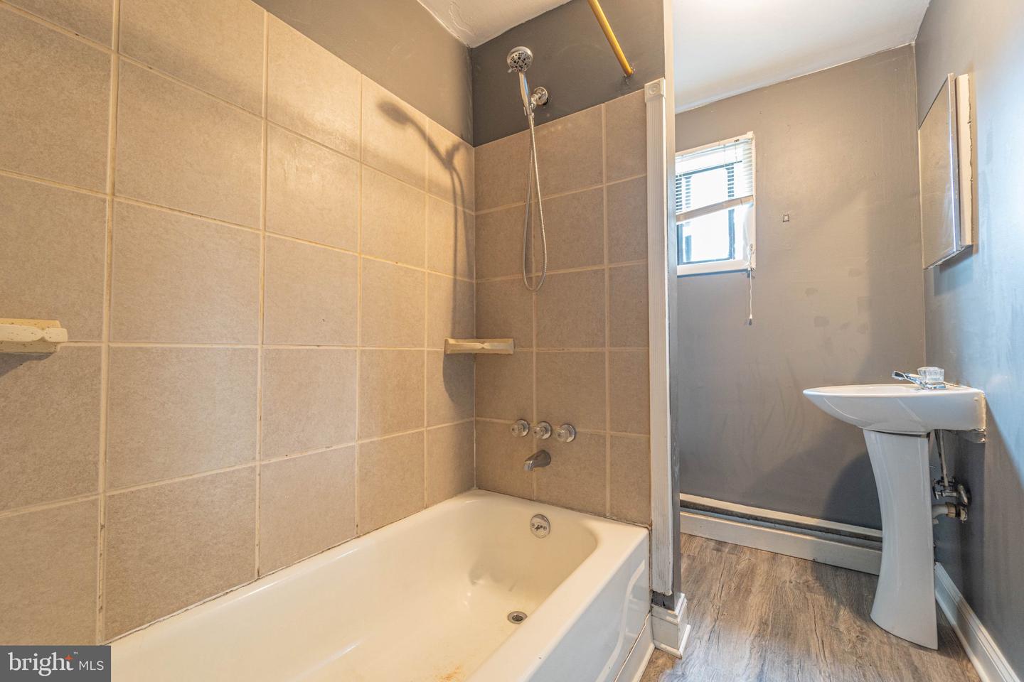 510 York St N Property Photo 7