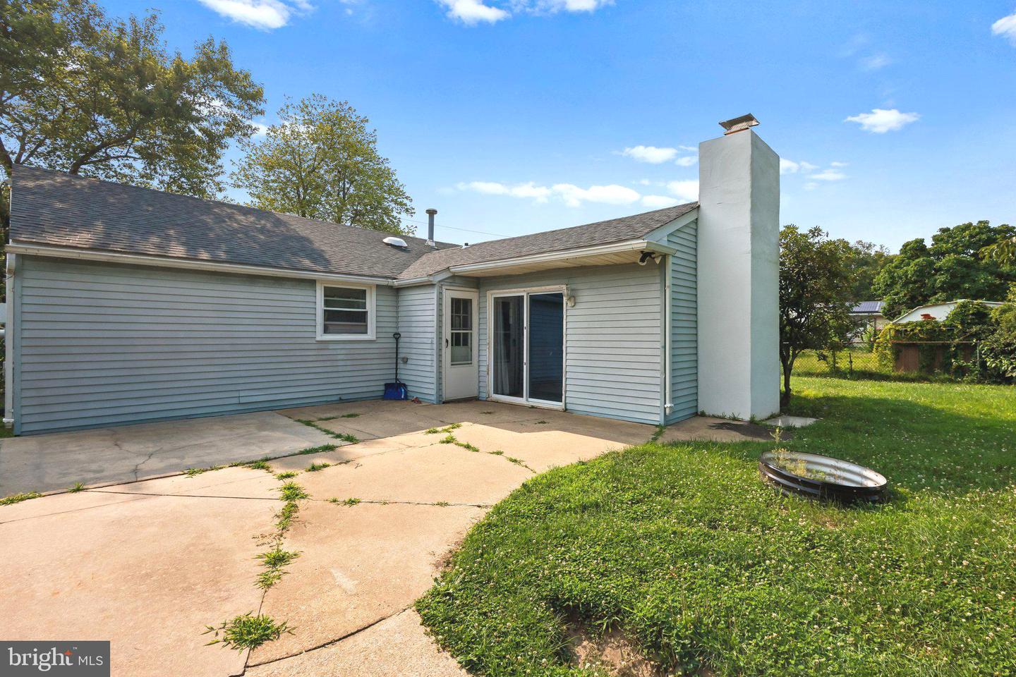 19 Estate Rd Property Photo 21