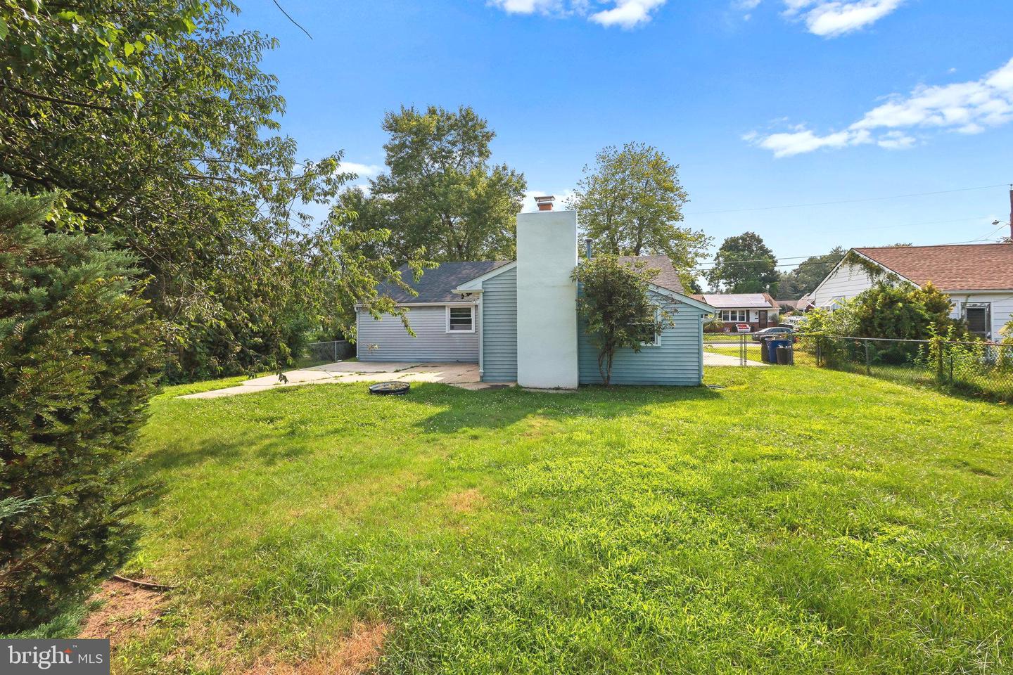 19 Estate Rd Property Photo 22