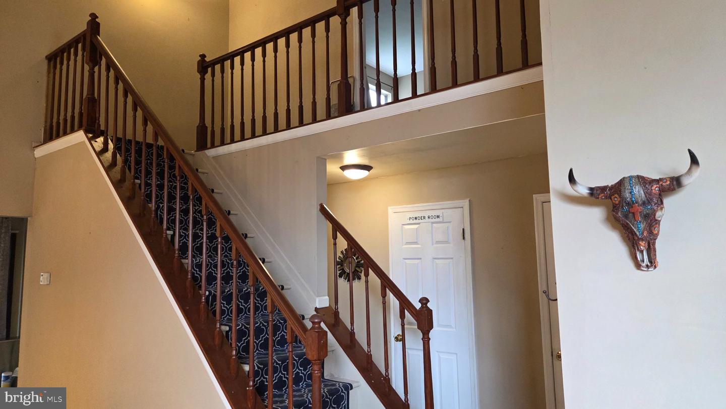 10 Wesley Ln Property Photo 7