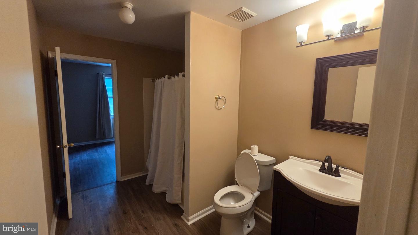 10 Wesley Ln Property Photo 14