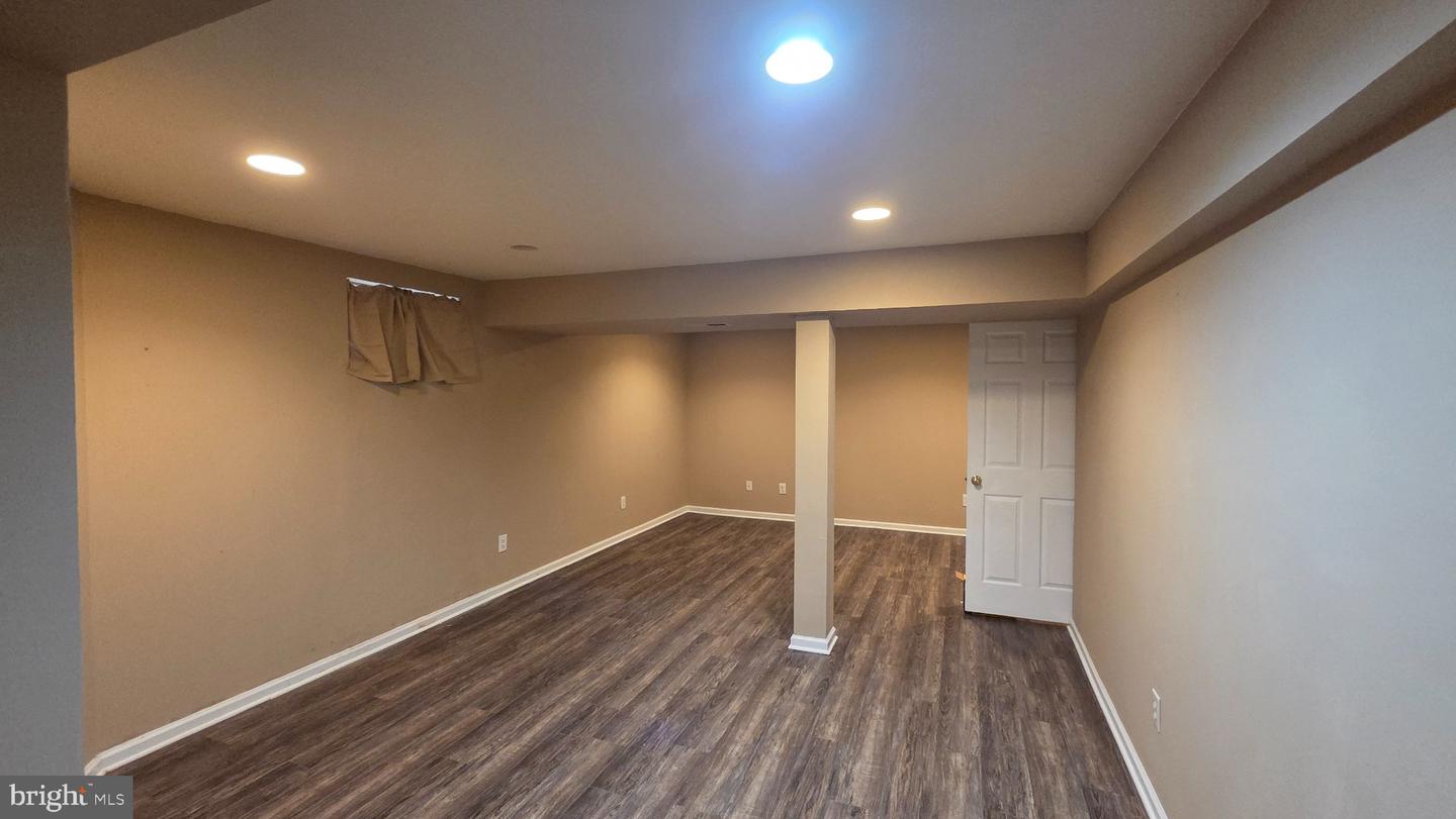 10 Wesley Ln Property Photo 18