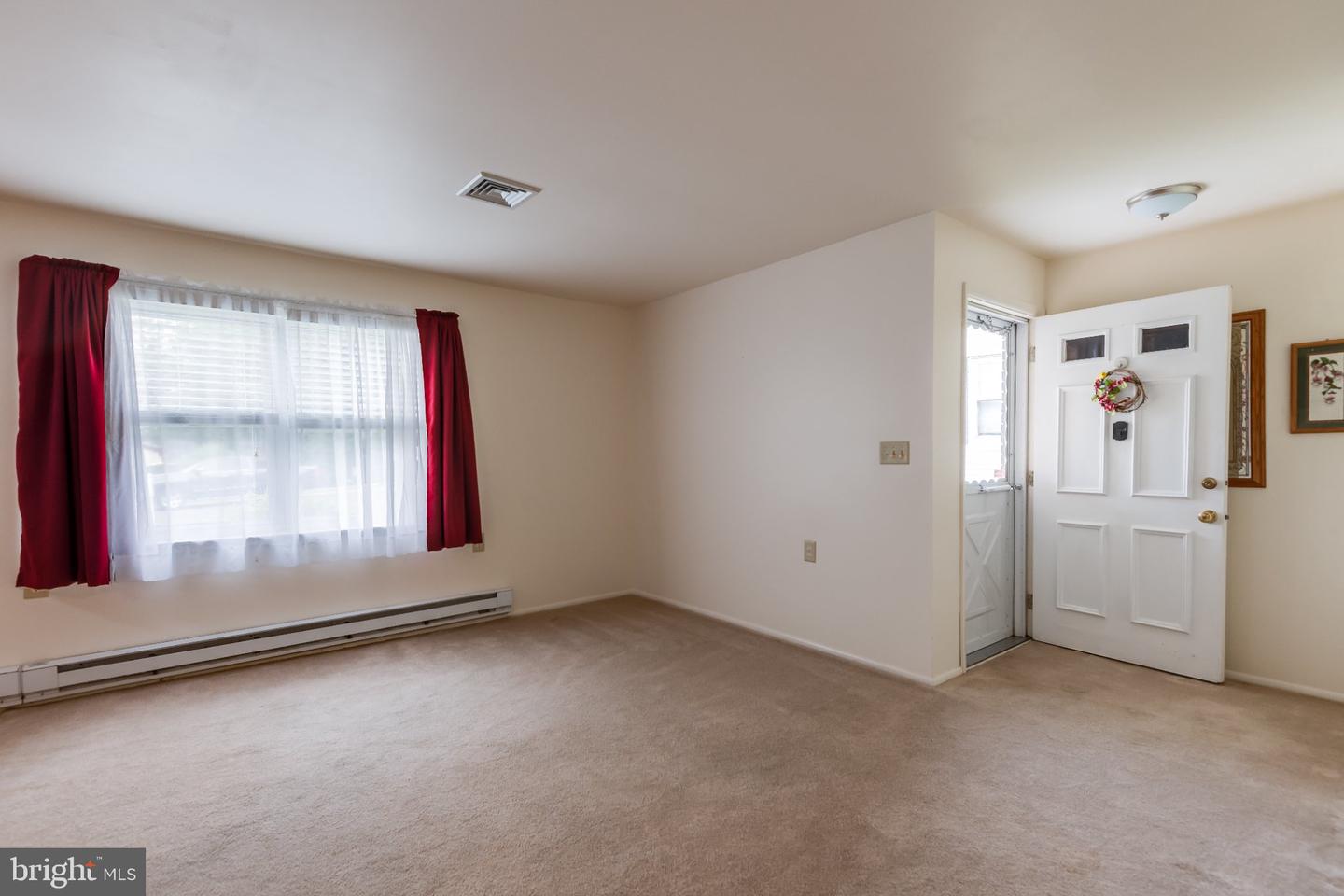 26 Kingston Way Property Photo 16
