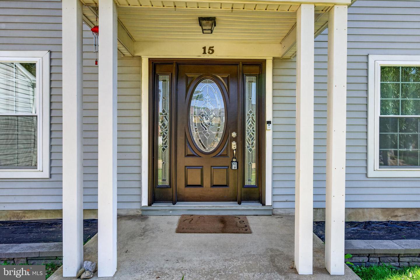15 Utica Rd Property Photo 2