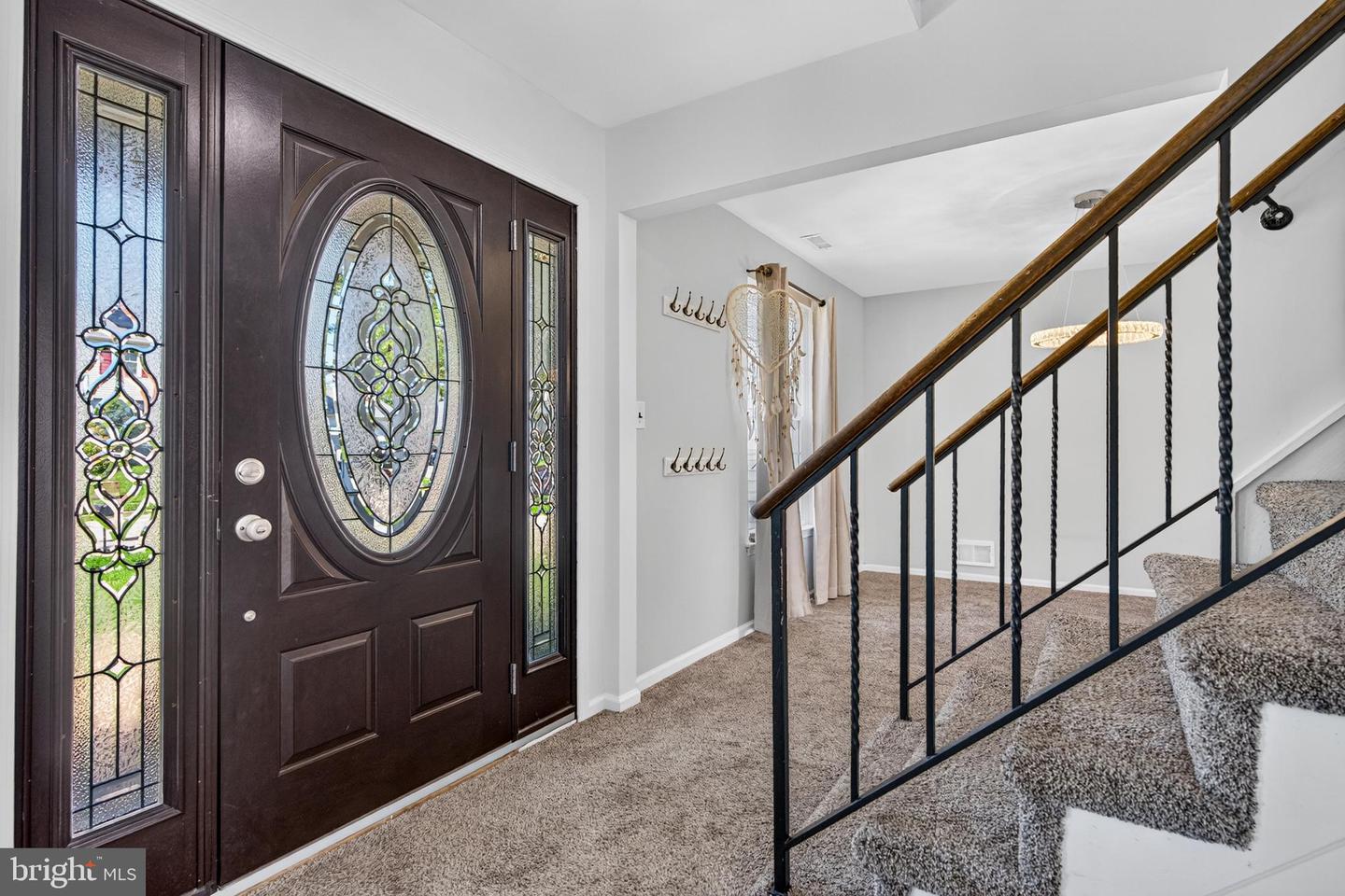 15 Utica Rd Property Photo 8