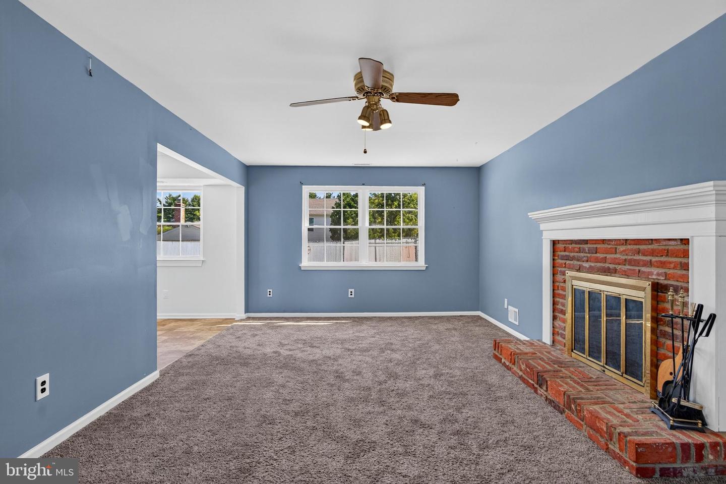15 Utica Rd Property Photo 11