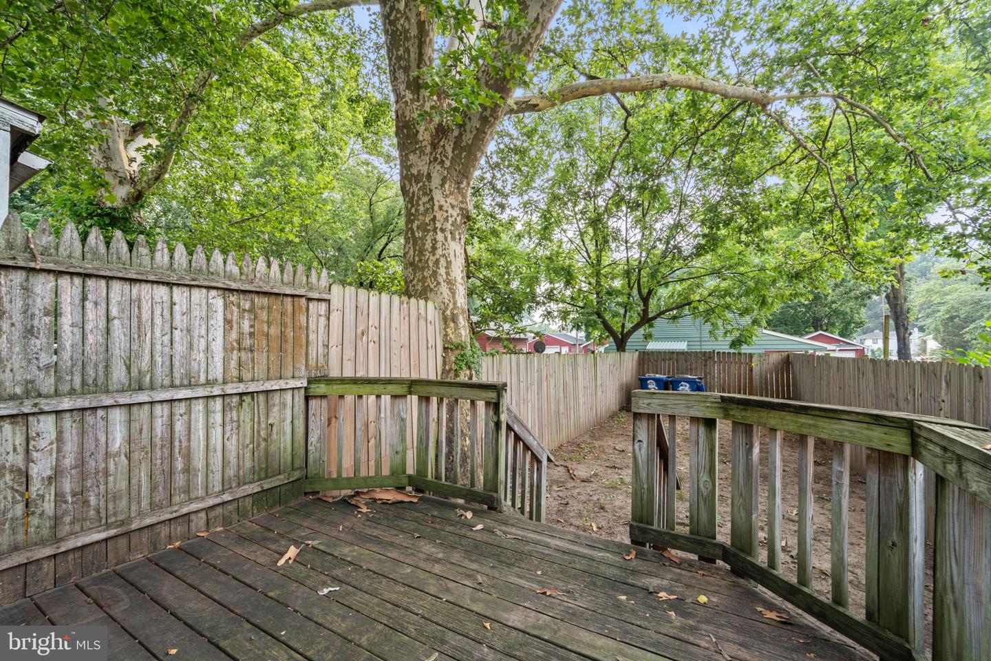 205 Willow St Property Photo 31