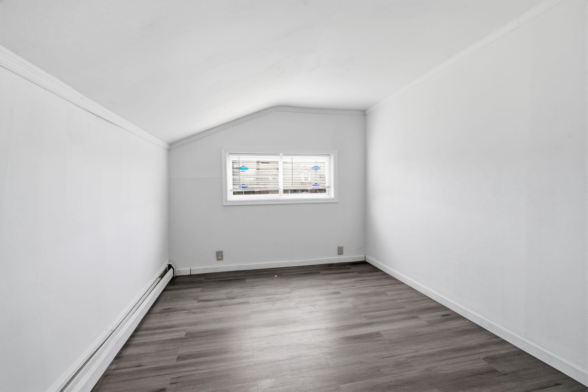 806 Shadeland Ave Property Photo 15