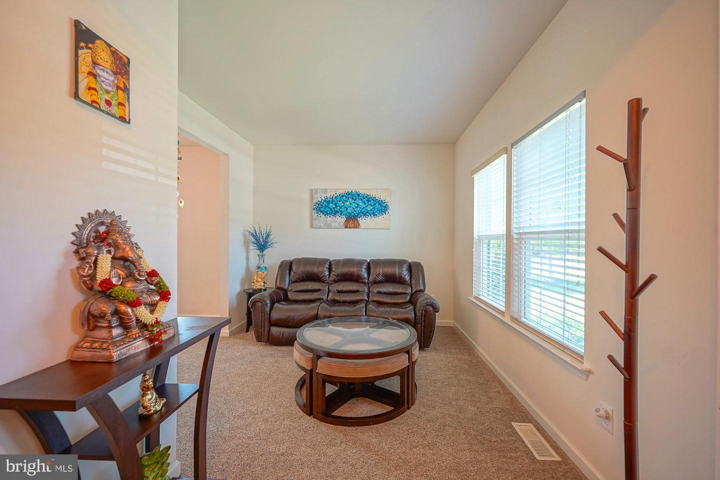 27 Carrington Way Property Photo 4