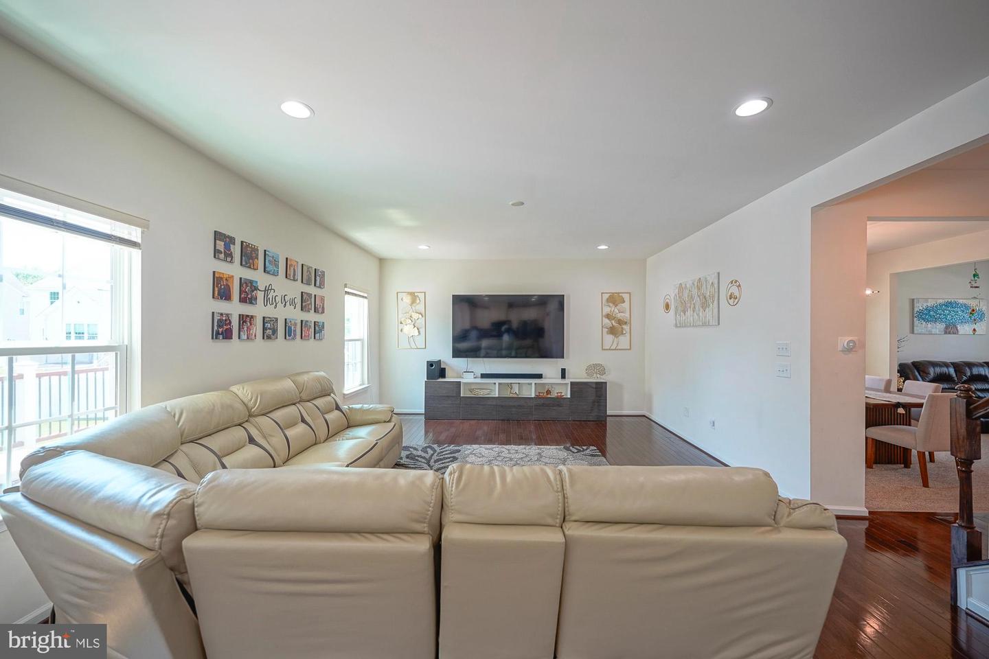 27 Carrington Way Property Photo 10