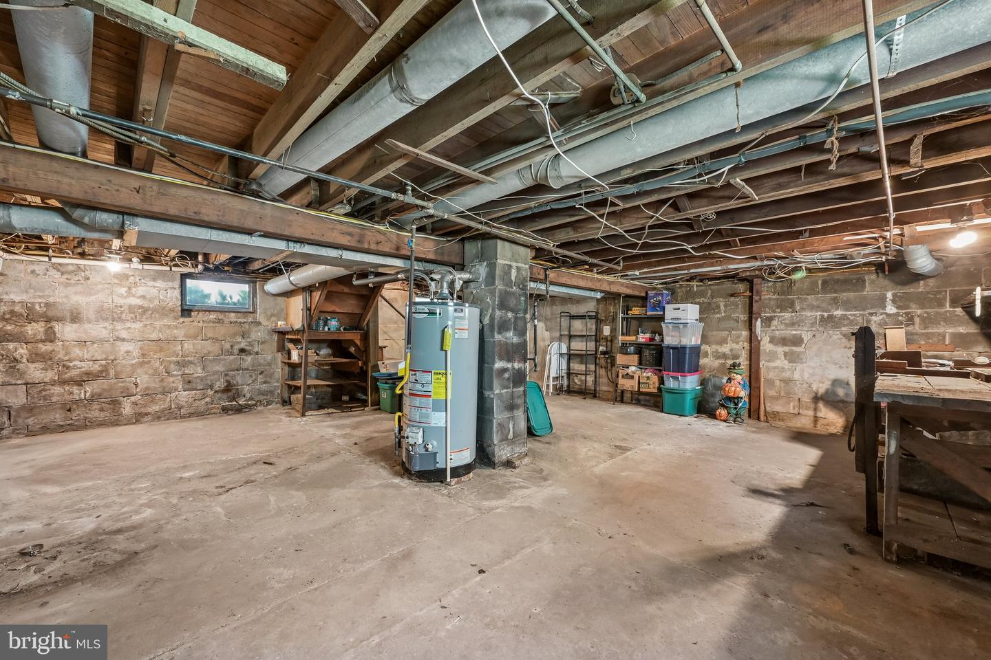 716 Filmore St Property Photo 28