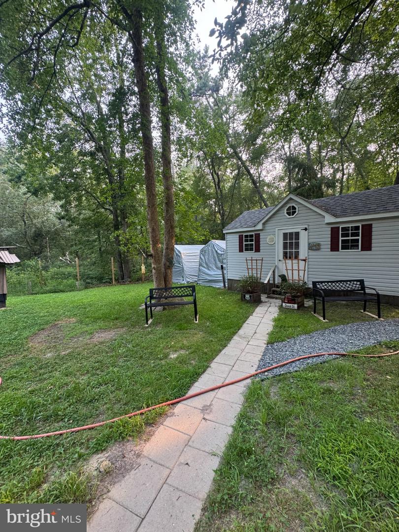 320 Hemlock Ave Property Photo 10
