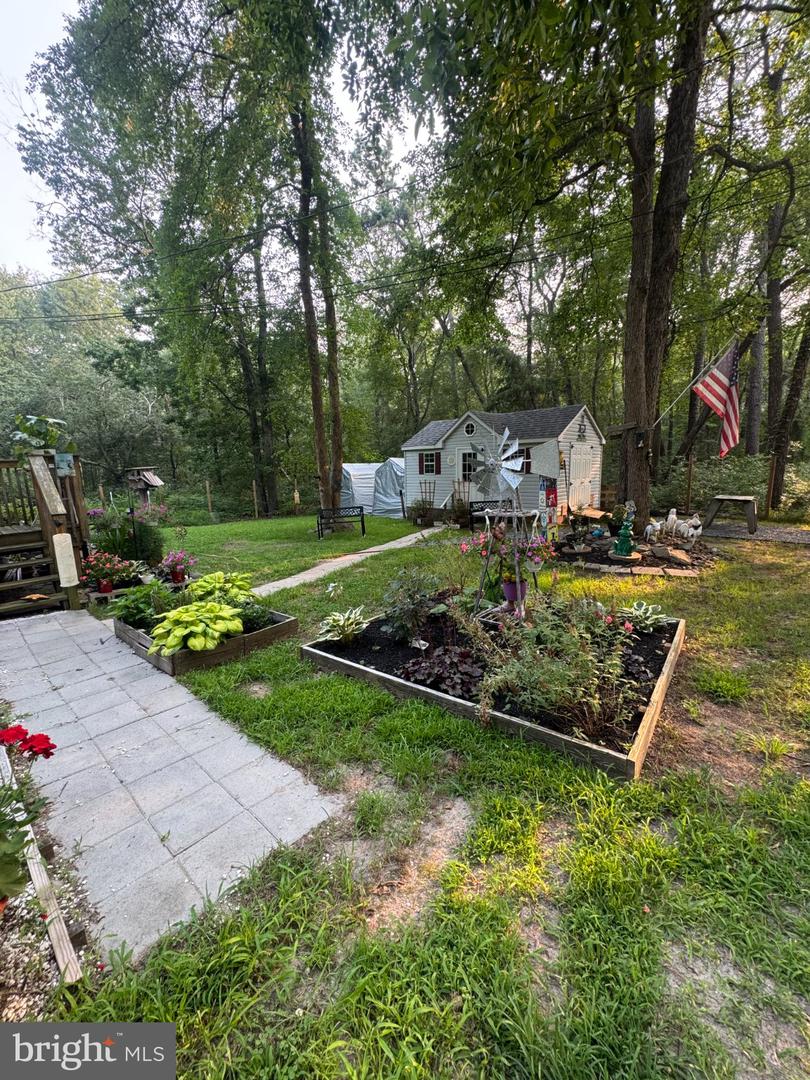 320 Hemlock Ave Property Photo 12